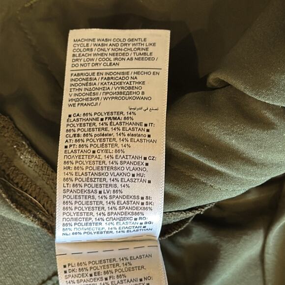 Athleta Women's Green Brooklyn Heights High Rise Jogger Aspen Olive Size 16 - Picture 10 of 10